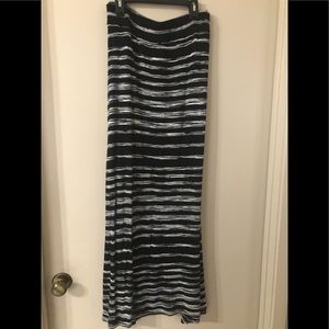 Ladies black and white skirt.